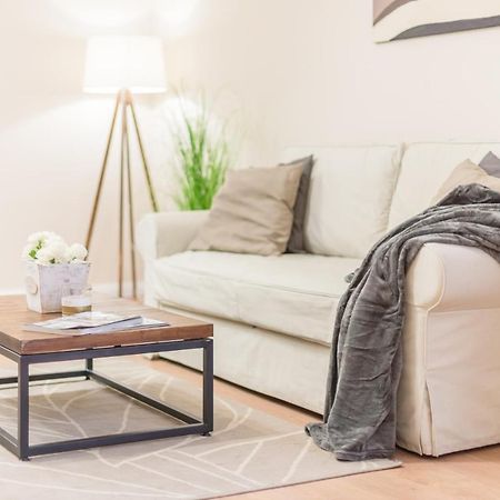 Downtown Heart 3 Bdr, 2 Bath, A/C Appartement Boedapest Buitenkant foto