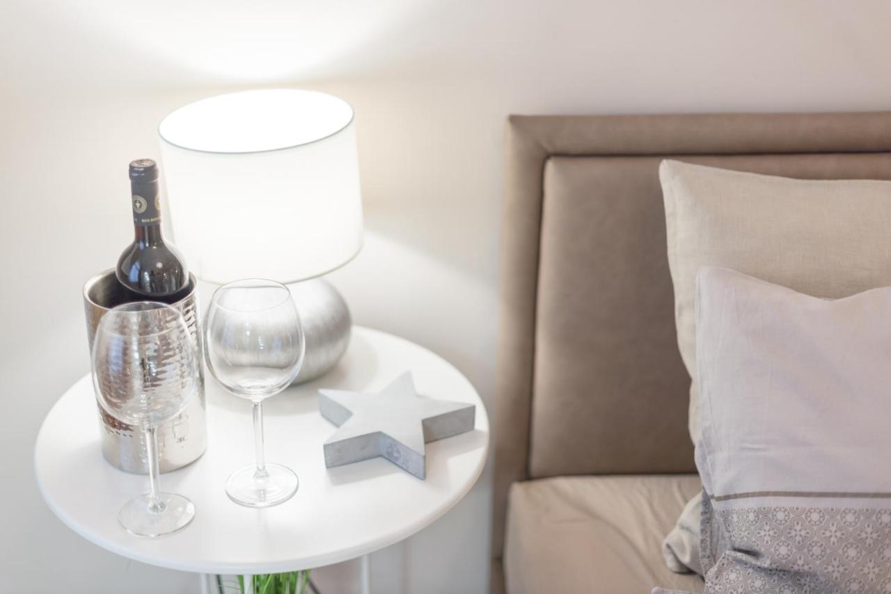 Downtown Heart 3 Bdr, 2 Bath, A/C Appartement Boedapest Buitenkant foto